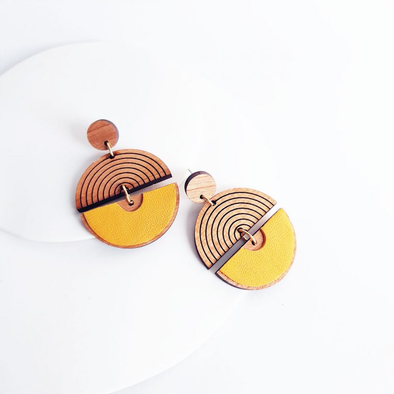 boucles d'oreilles en bois en forme de cercle bijoux en bois MARTHO modèle HORBIT H2