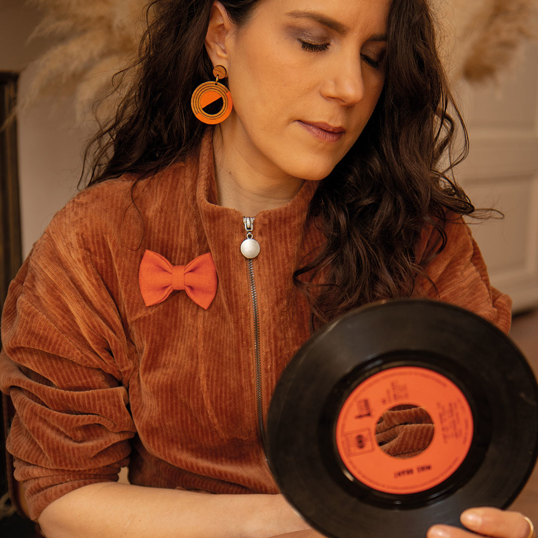 bijoux en bois et boucles d'oreilles en bois, boucles d'oreilles en cuir, MARTHO