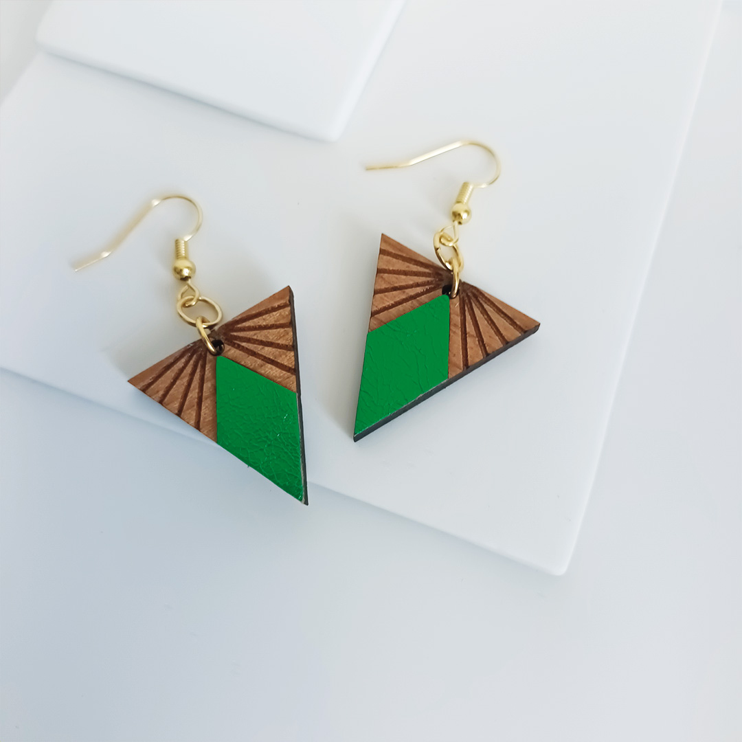 boucles d'oreilles bois, boucles d'oreilles cuir, fait par MARTHO, LUMINE crochet