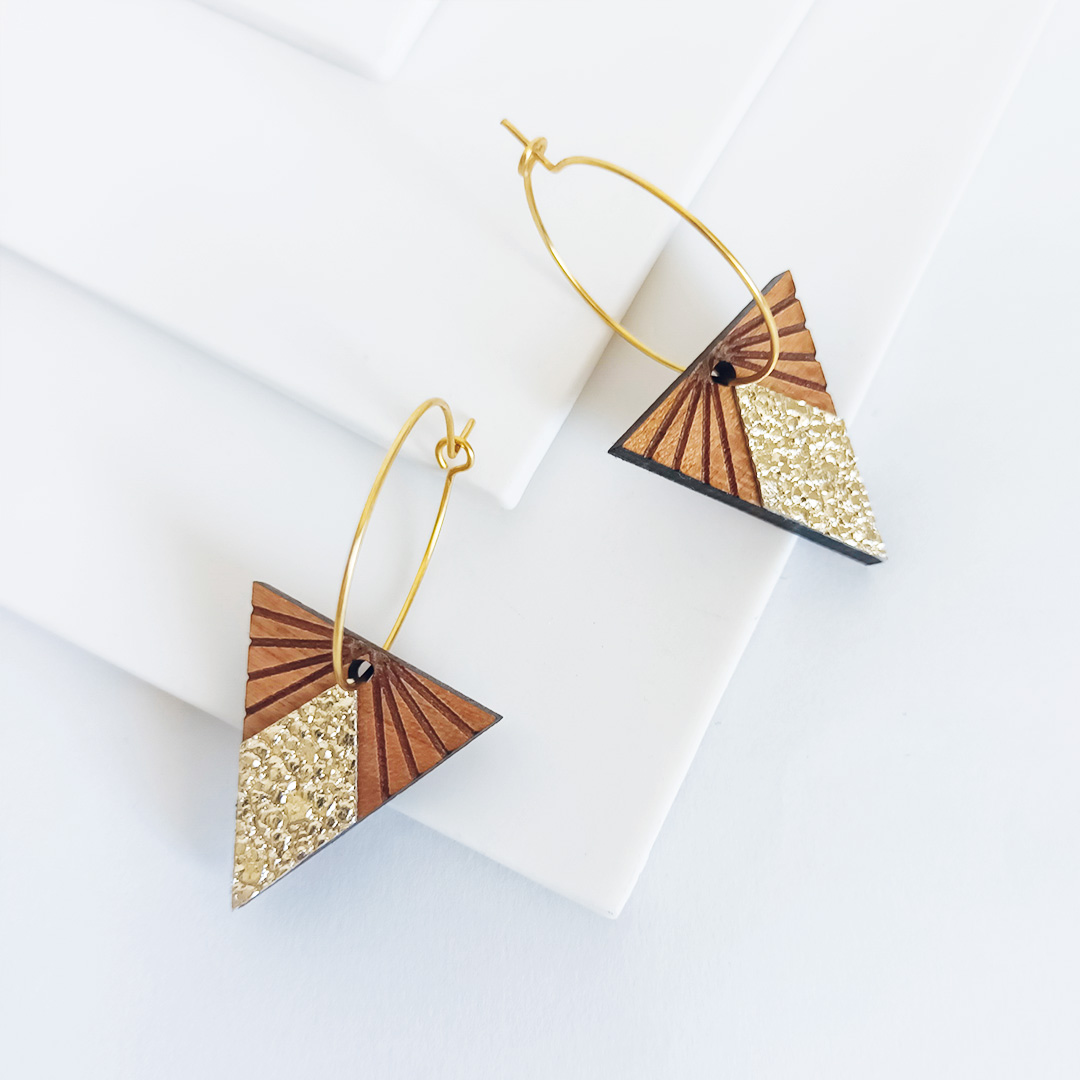 bijoux en bois, boucles d'oreilles en bois géométrique, LUMINE, fait main par MARTHO