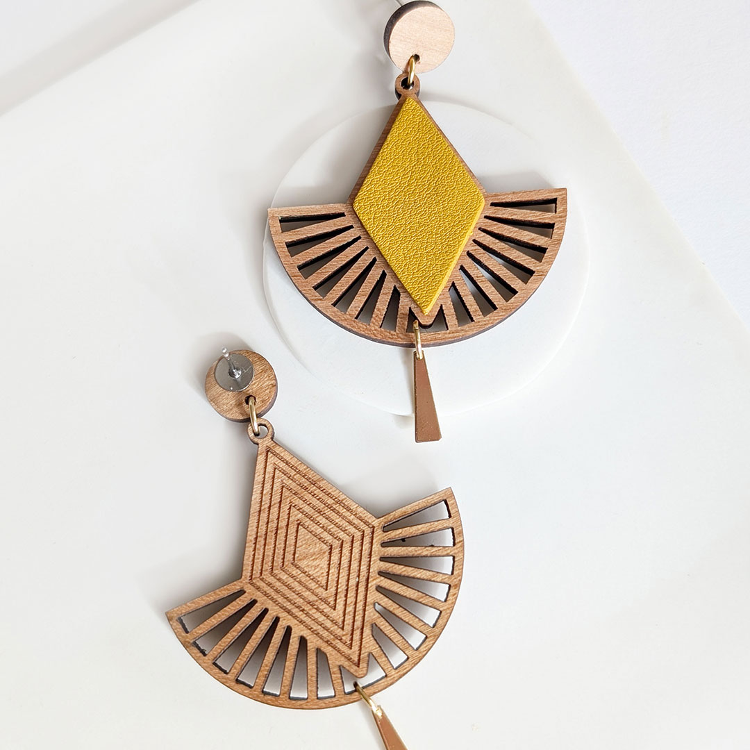 boucles d'oreilles en bois, bijoux en bois, création artisanale, MALLOW