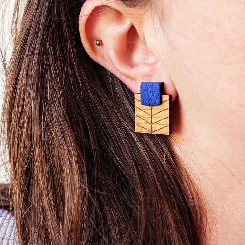 boucles d'oreilles en cuir, bijoxu en bois, bijoux inca.