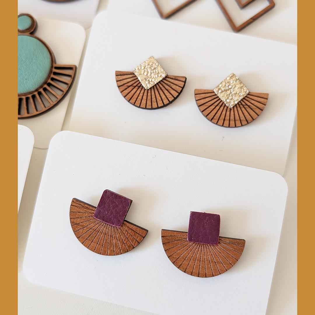 bijoux en bois, boucles d'oreilles en bois, bijoux fait main, Martho
